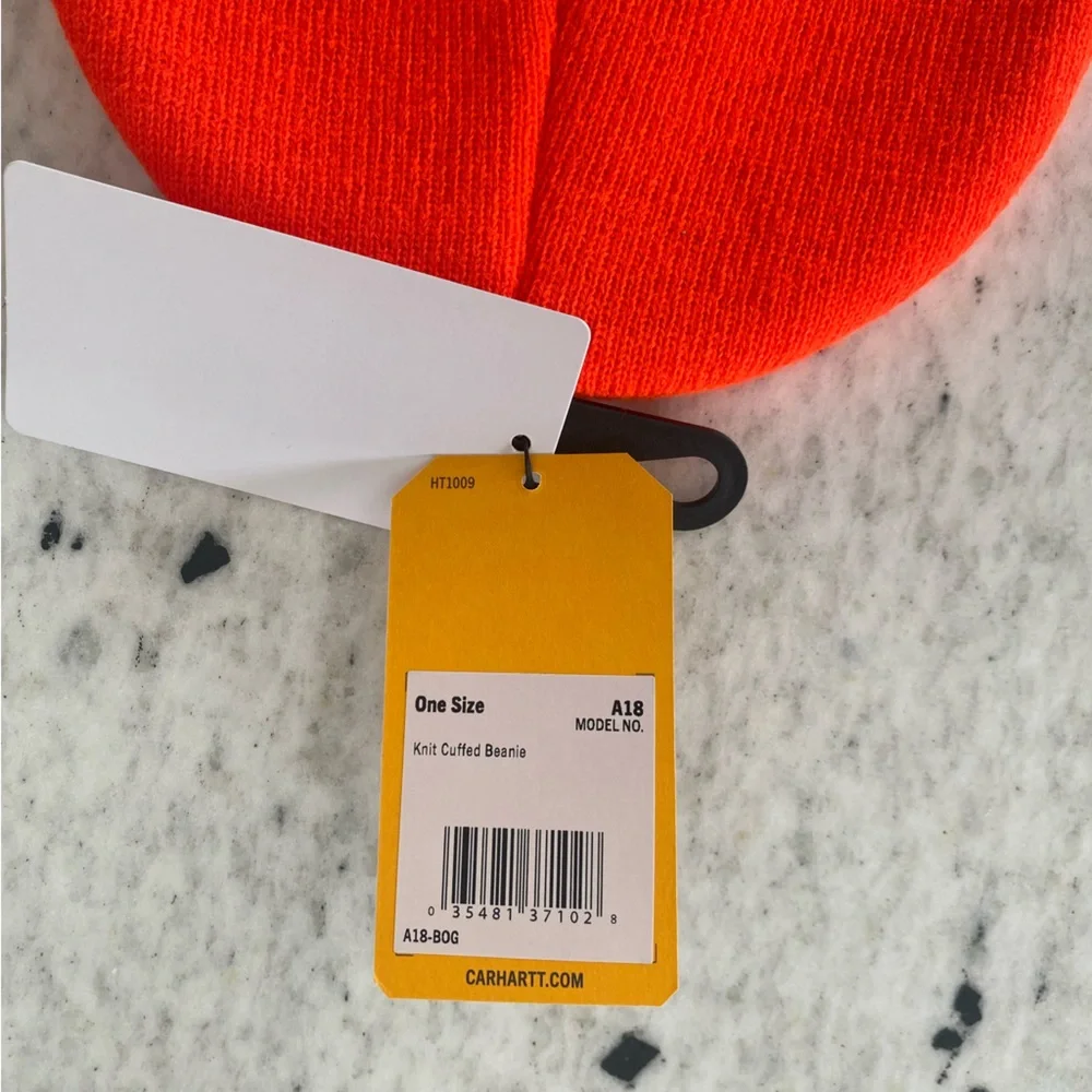 NWT Carhartt Adult Knit Cuffed Beanie